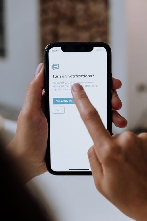 How to Set Healthy Boundaries with Your Notifications